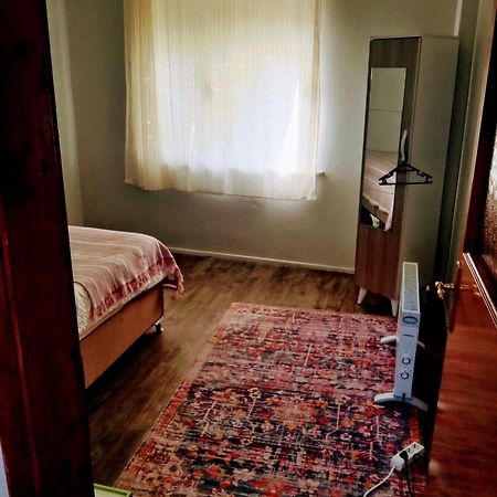 شقة Triplex House Near The Airport Arnavutkoy المظهر الخارجي الصورة