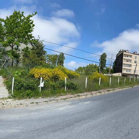 شقة Triplex House Near The Airport Arnavutkoy المظهر الخارجي الصورة