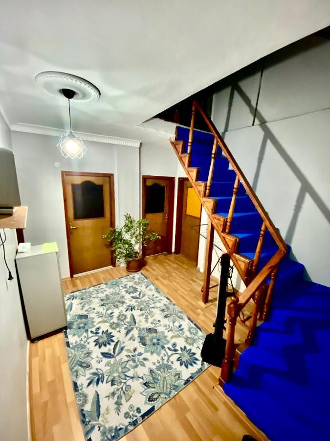 شقة Triplex House Near The Airport Arnavutkoy المظهر الخارجي الصورة